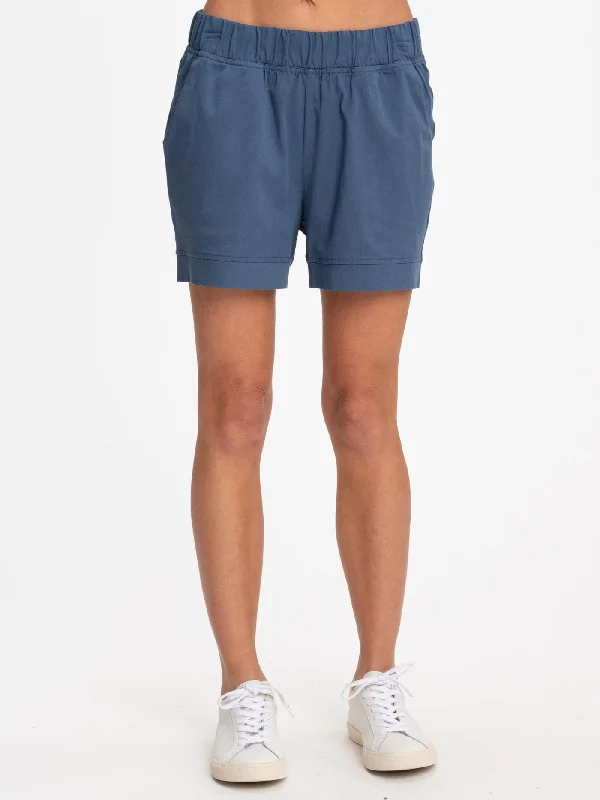 Angelina Stretch Twill Short 4"